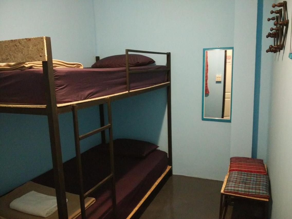 J Giant Hostel Csiangmaj Kültér fotó