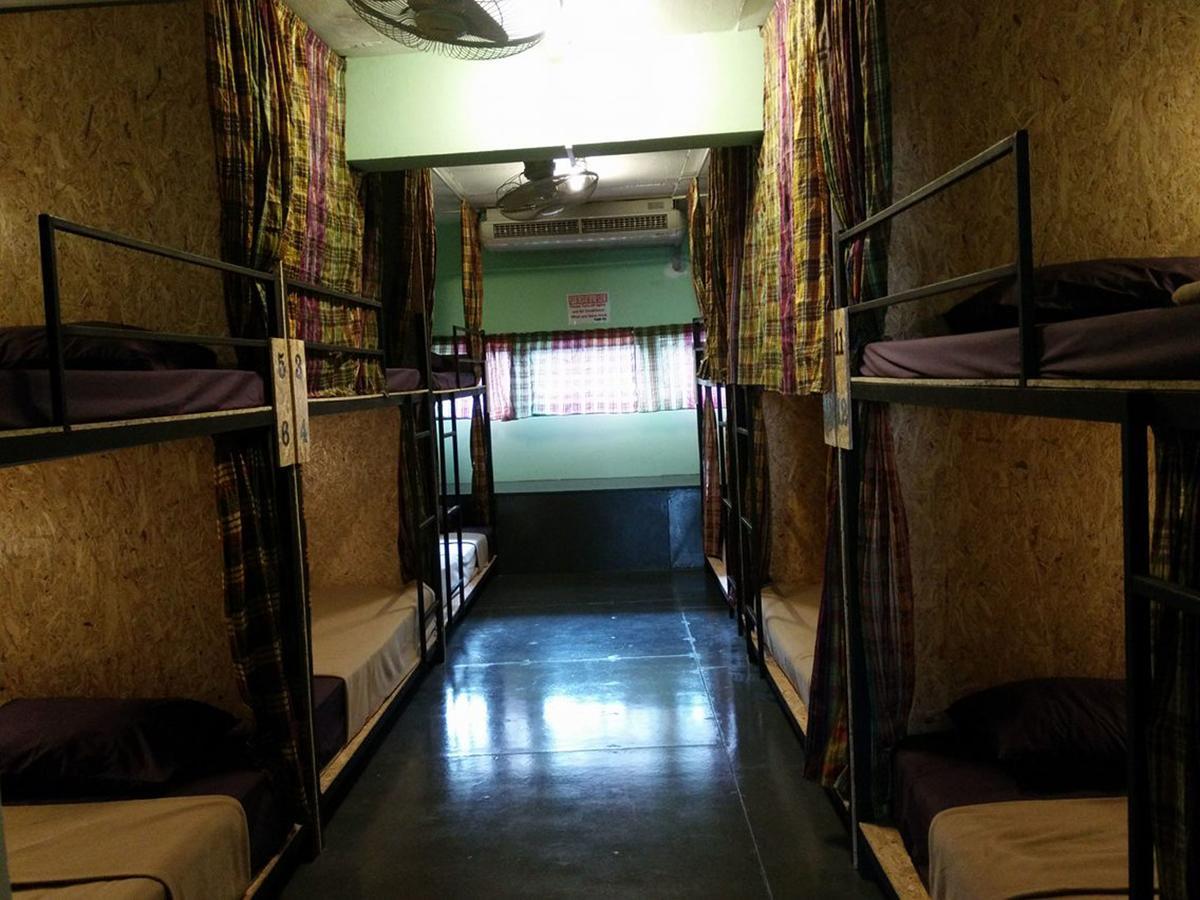 J Giant Hostel Csiangmaj Kültér fotó