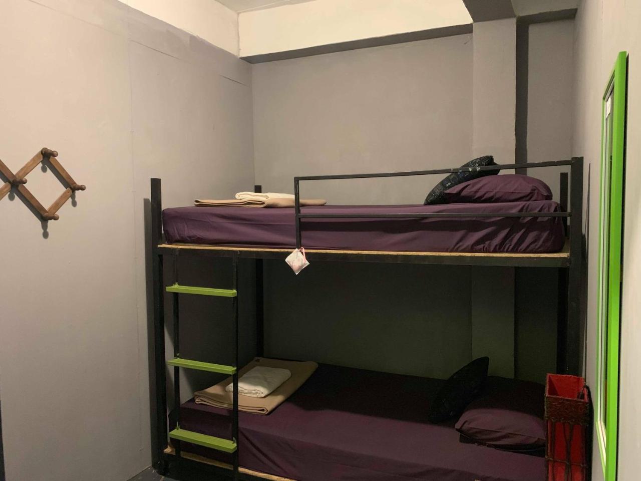 J Giant Hostel Csiangmaj Kültér fotó