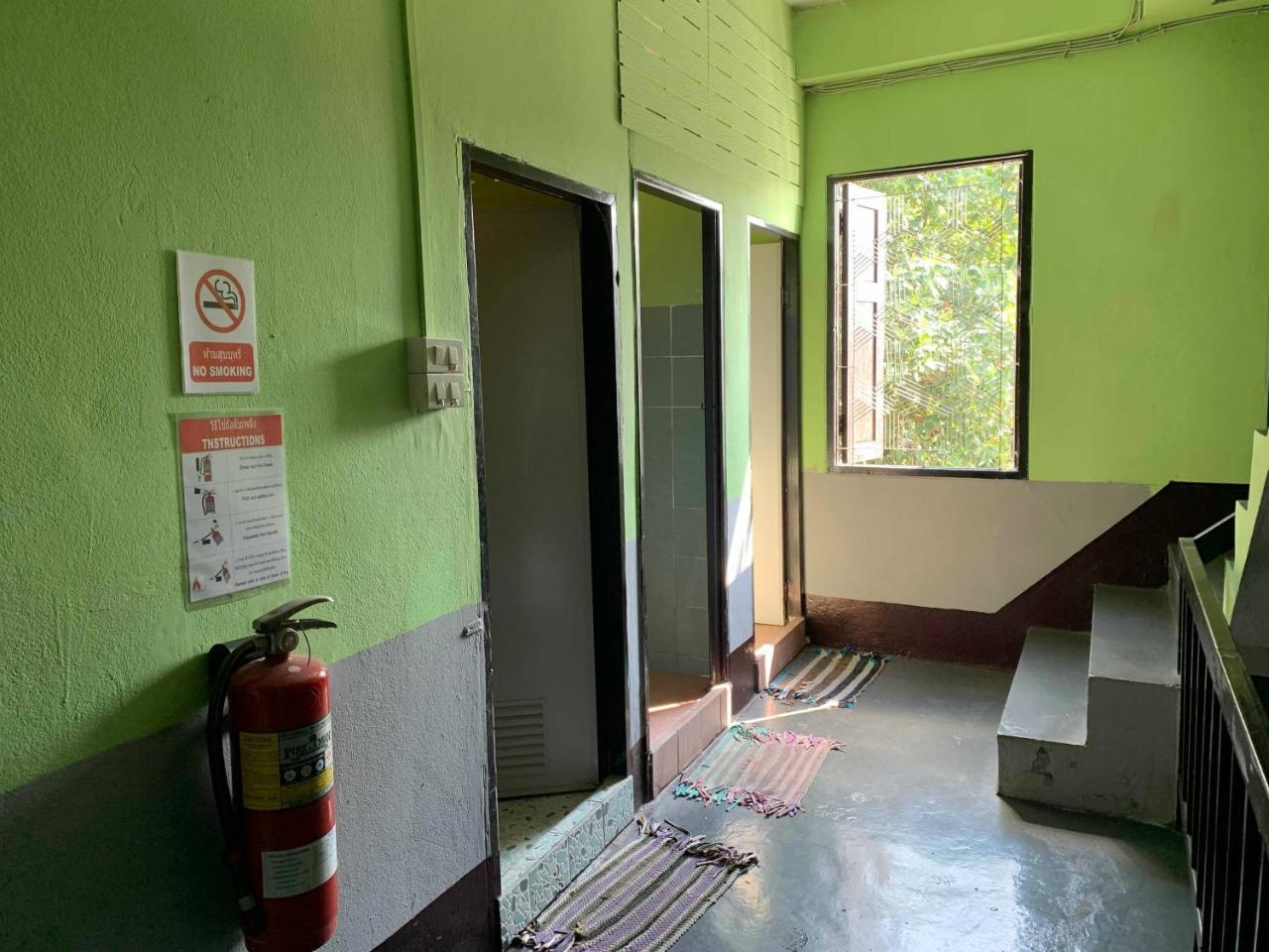 J Giant Hostel Csiangmaj Kültér fotó