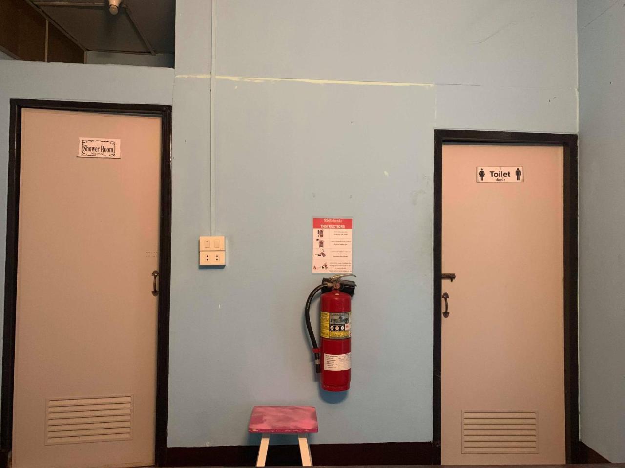 J Giant Hostel Csiangmaj Kültér fotó
