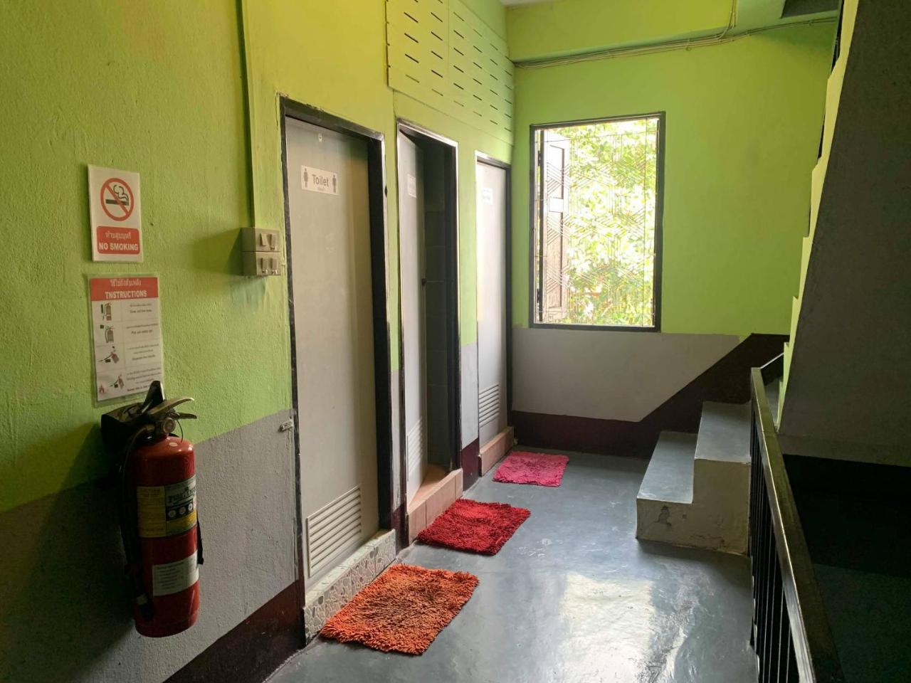 J Giant Hostel Csiangmaj Kültér fotó