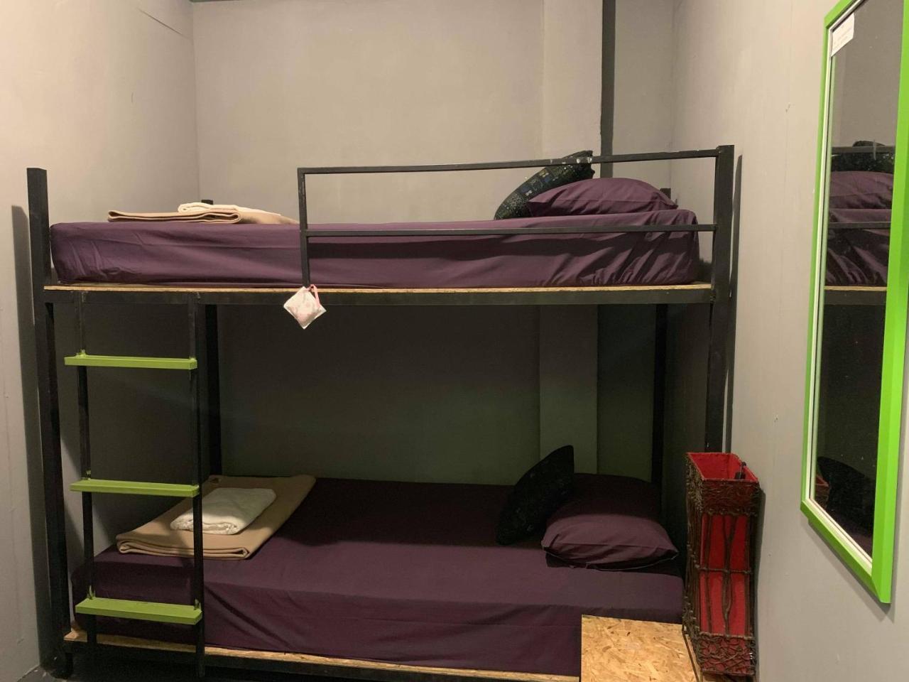 J Giant Hostel Csiangmaj Kültér fotó